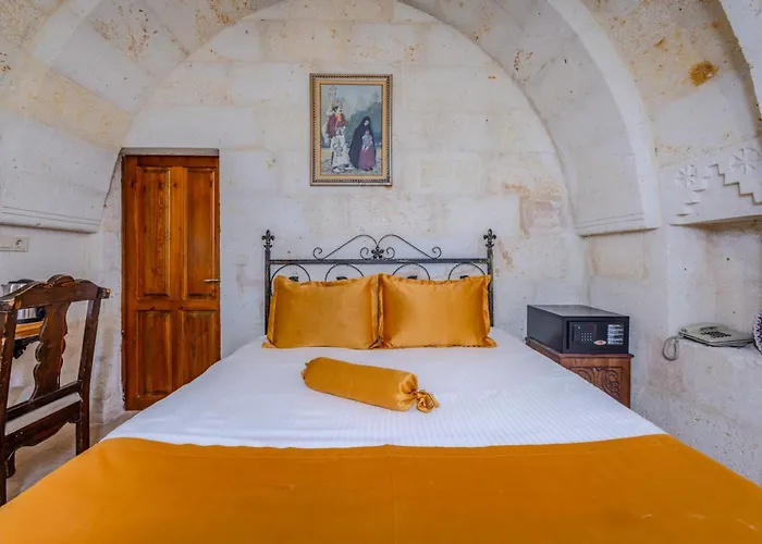 Onur Cave Cappadocia Hotel *