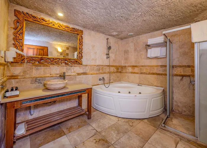 Onur Cave Cappadocia * Göreme