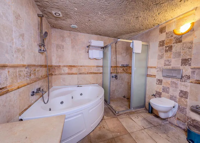 Onur Cave Cappadocia Hotel *