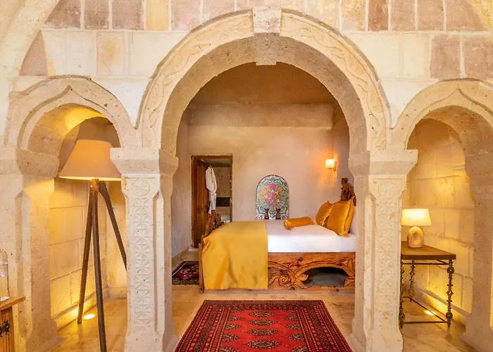 Onur Cave Cappadocia Hotel *